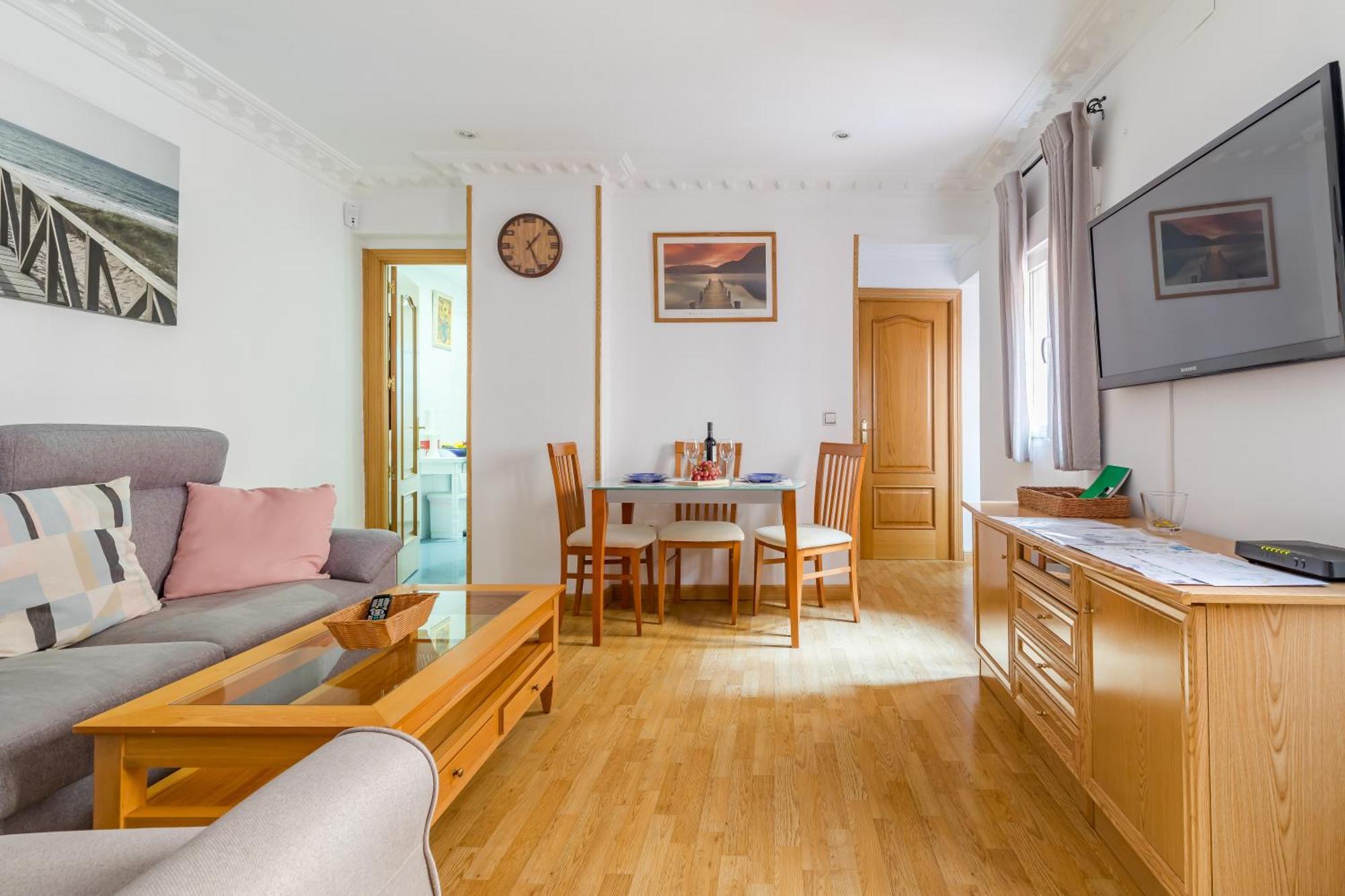 Apartamento Confortable Y Funcional En Vallecas マドリード エクステリア 写真