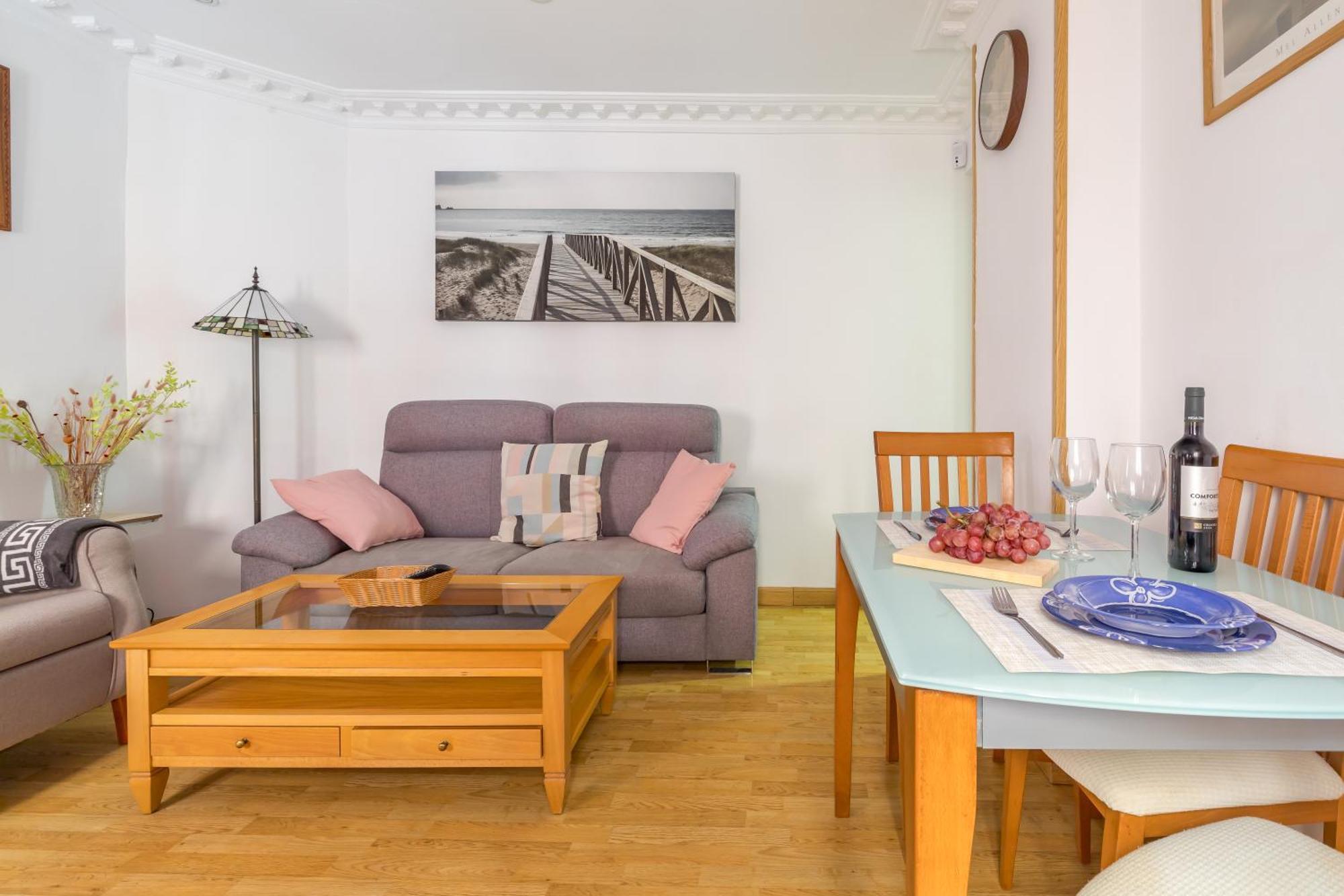 Apartamento Confortable Y Funcional En Vallecas マドリード エクステリア 写真